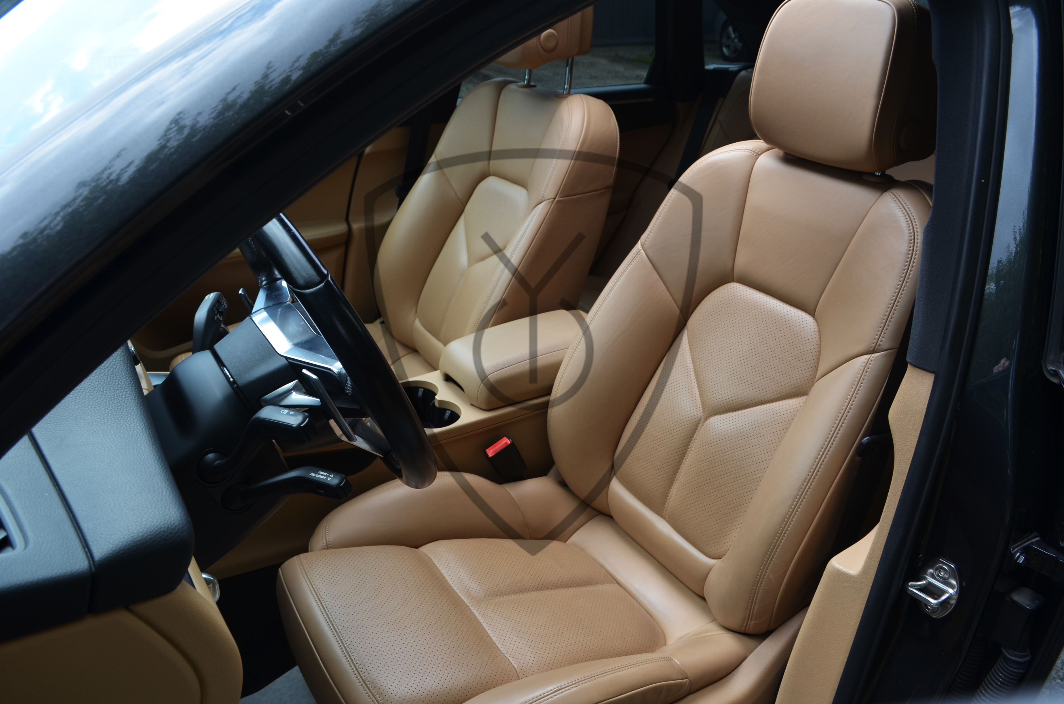 PORSCHE MACAN TURBO PDK — image 7